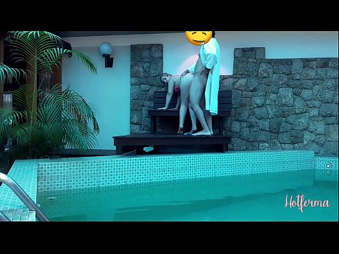 ❤️ Bos menjemput pembantu rumah ke kolam, tetapi tidak dapat menahan panas ️❌ Video persetan  di lucah ms.porn-milf300.ru ❌