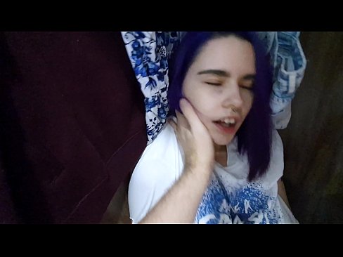 ❤️ Terjumpa adik saya di dalam almari dan membantunya merangkap ️❌ Video persetan  di lucah ms.porn-milf300.ru ❌